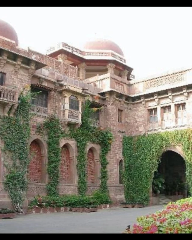 All of the hotels and havelis we stay in during our India trips are hand picked - and this one in Jodhpur is a new addition to the list - and trust me when I say it is stunning!!!